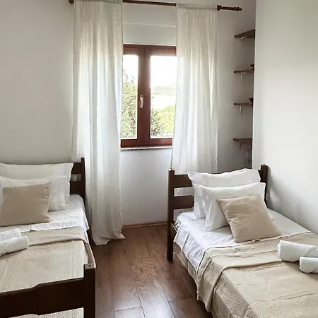 Beautiful In With Wifi Apartment