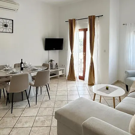 Beautiful In With Wifi Примоштен