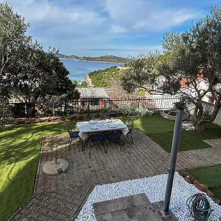 Apartment Beautiful In With Wifi Primosten