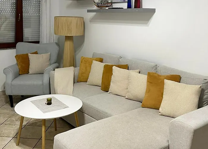 Apartman Beautiful In With Wifi Primosten